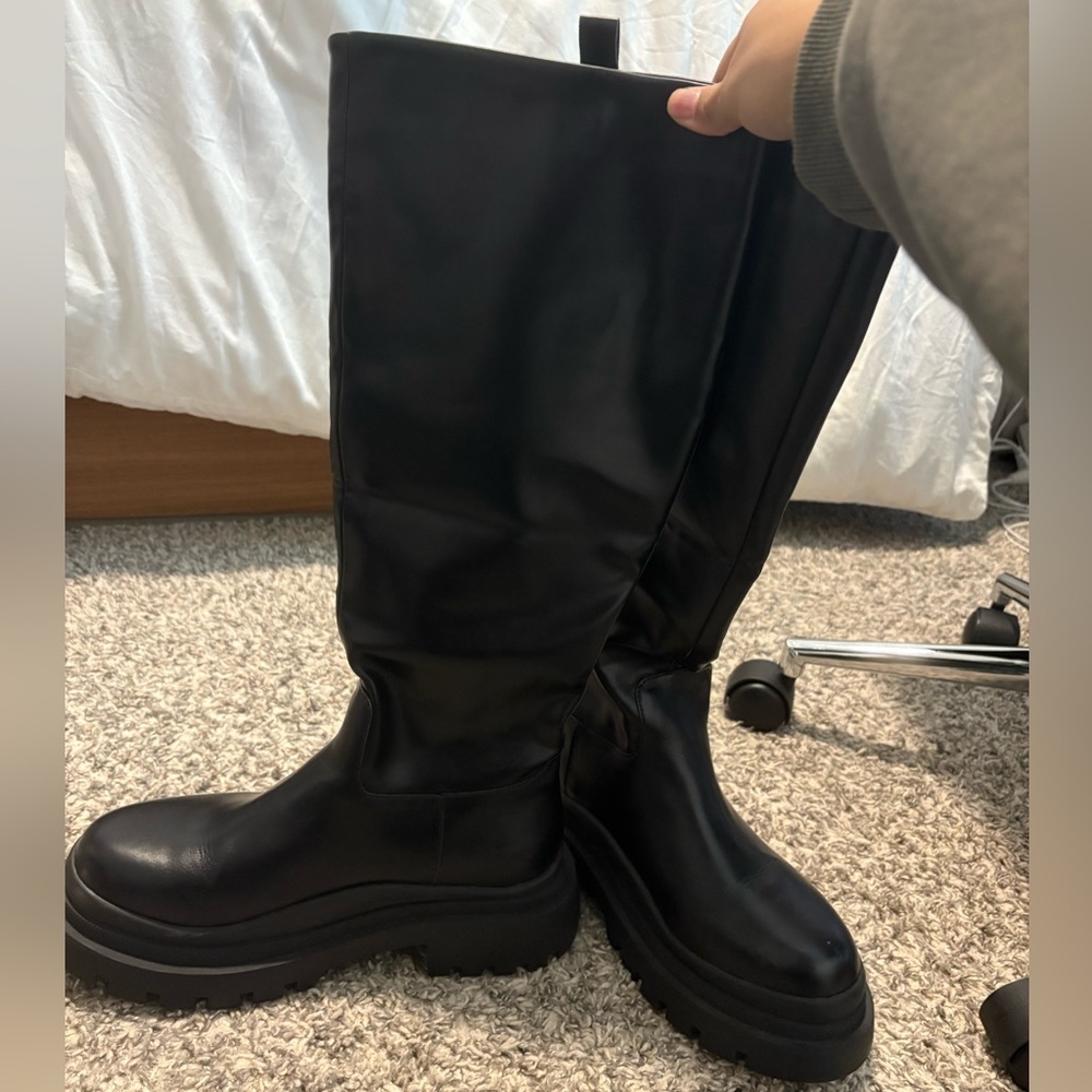 Size 8.5 Nasty gal chunky knee high boots, never worn!